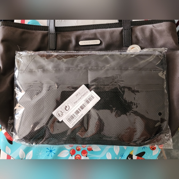 Shein Mini Handbag Organiser Travel Insert Purse Large Liner 10x6x3 - Picture 5 of 10